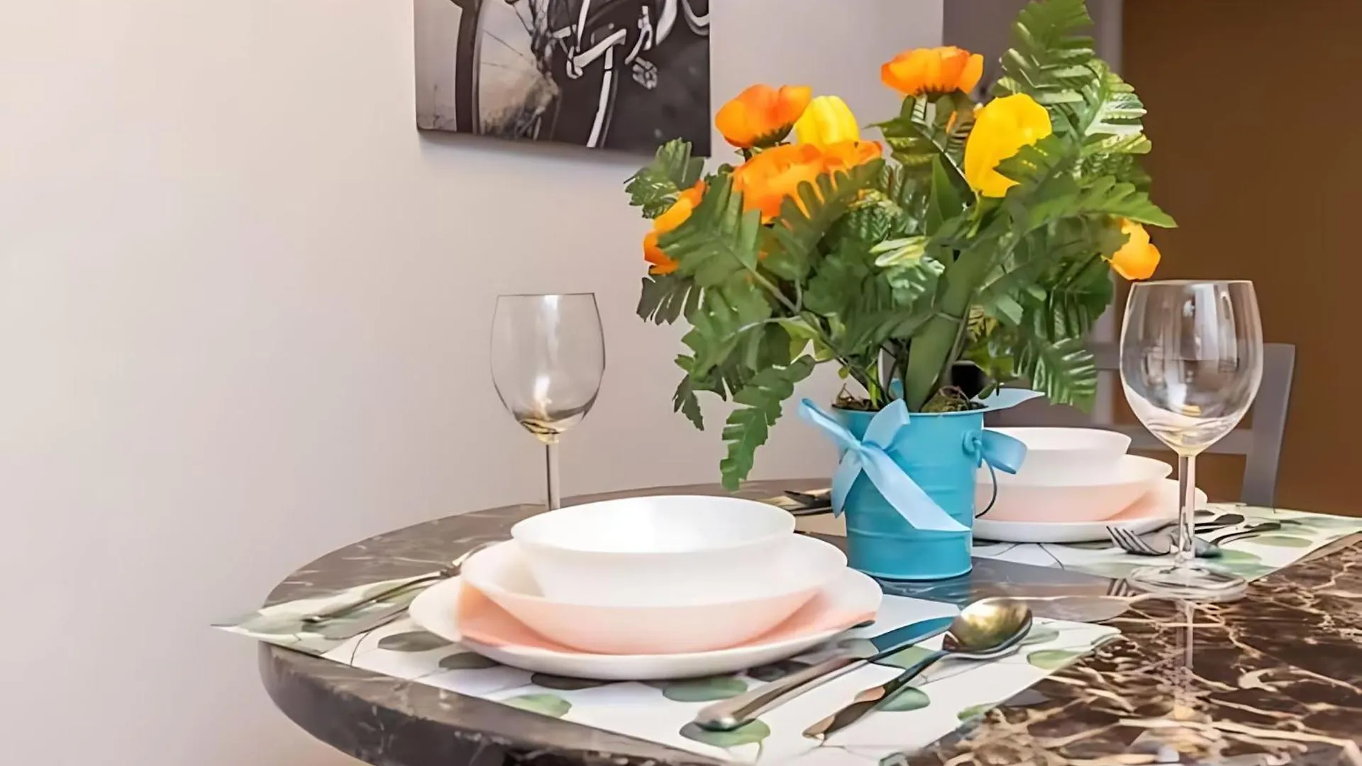 Studio King Bed Apartment - Close To Chinatown Ottawa